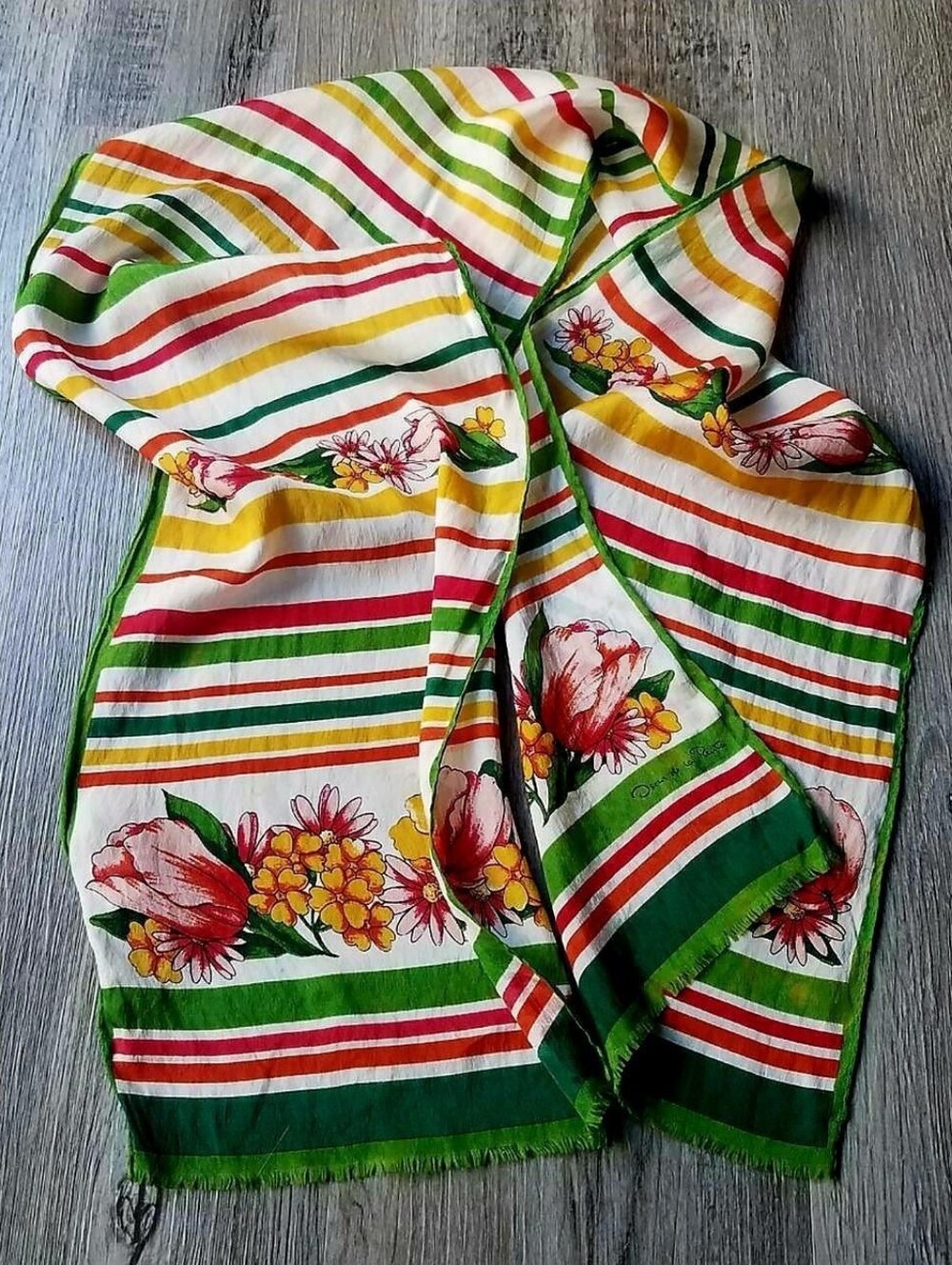 Vintage 1970s Oscar de la Renta Scarf